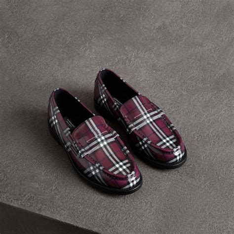 gosha rubchinskiy burberry shoes|Exclusive Collaboration: Gosha Rubchinskiy X Burberry Loafer .